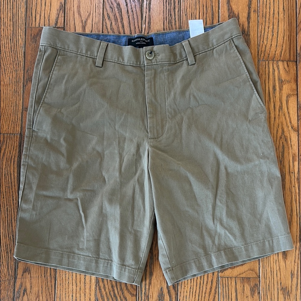 Banana Republic Aiden Shorts